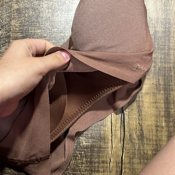 🤎brown mini spaghetti lifting with built in bra🤎 - Picture 3 of 3
